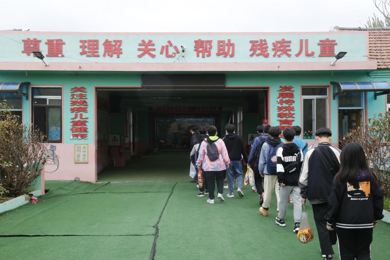 三级片在线